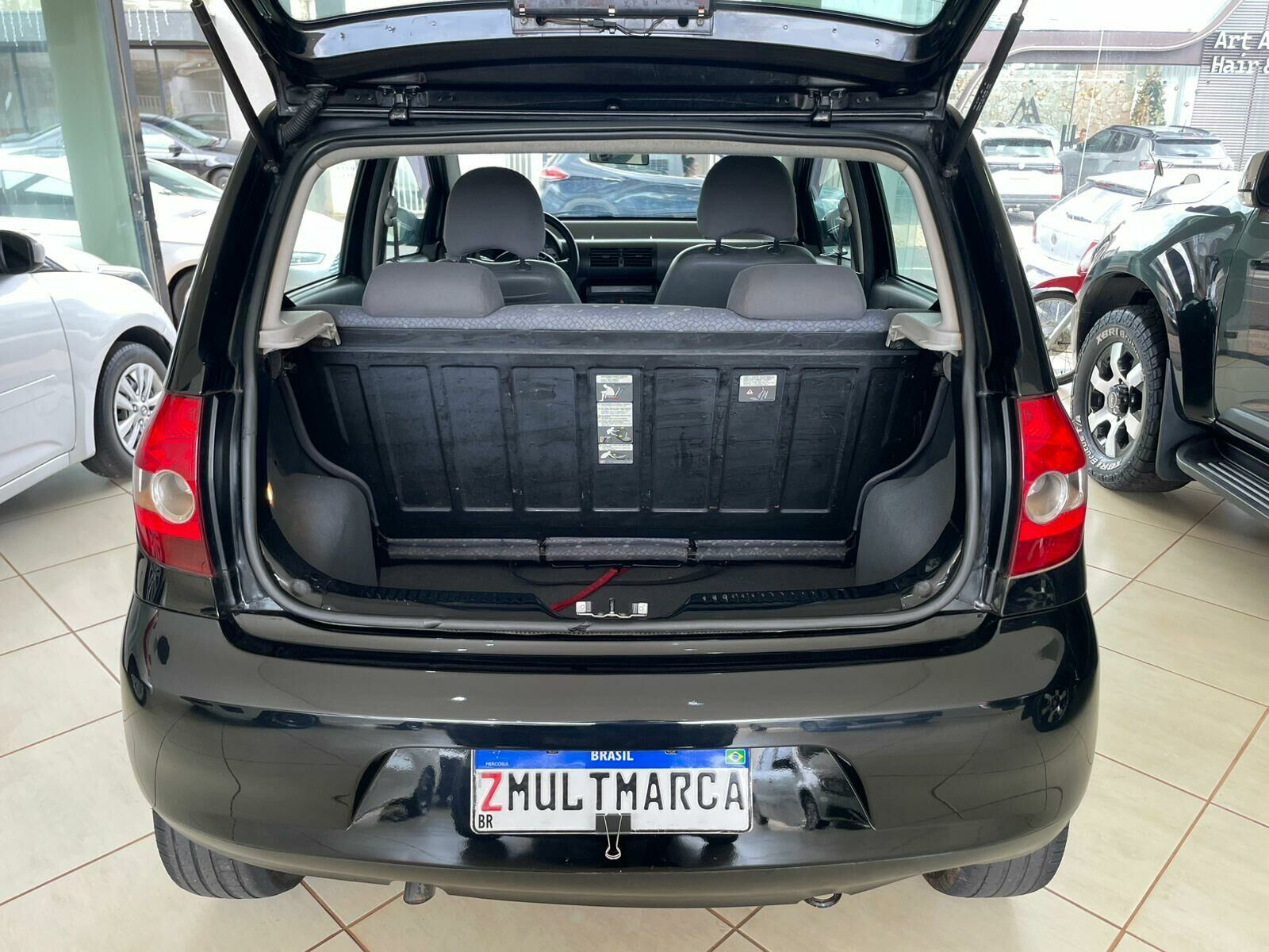 Imagem do veículo  VOLKSWAGEN FOX PLUS 1.6